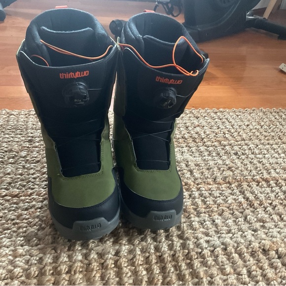 ThirtyTwo Shifty double BOA Green and Black Snowboard Boots 10.5 - Picture 1 of 4